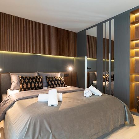 ロヴィニEz Luxury Livingアパートメント エクステリア 写真